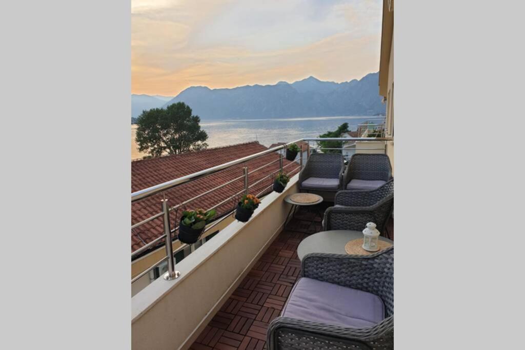 Capital Apartment Kotor Buitenkant foto