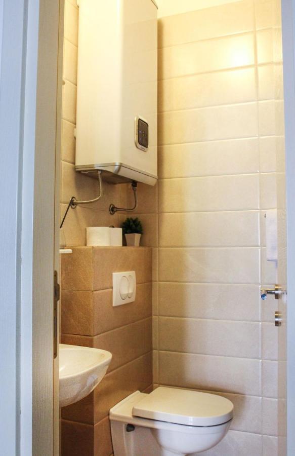 Capital Apartment Kotor Buitenkant foto